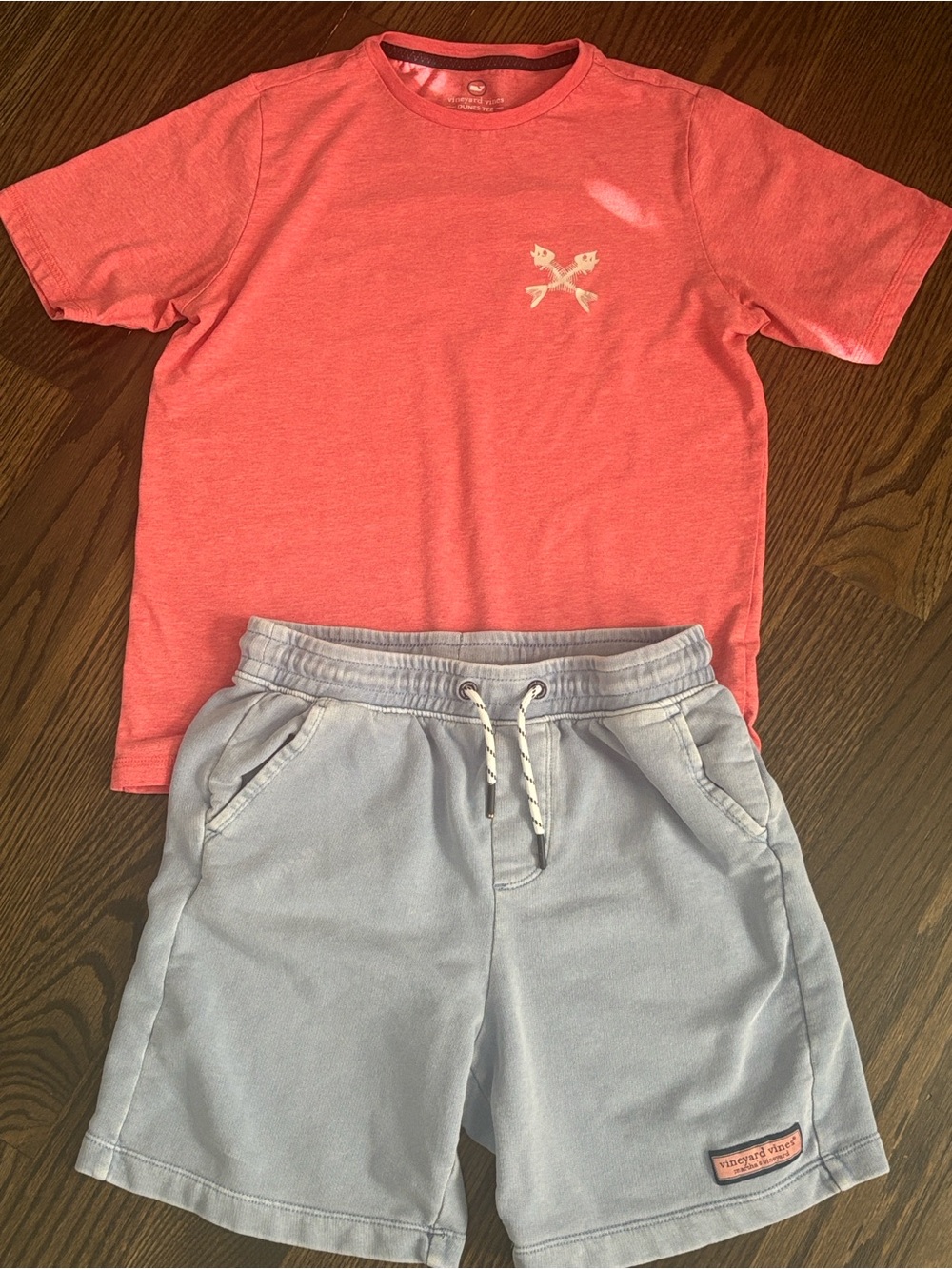 Vineyard Vines boys Pink Tee T-shirt and Light Blue Shorts set Medium 12-14